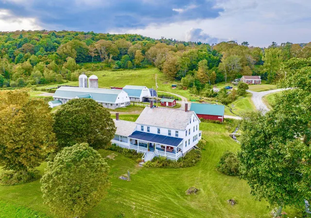 Photo 1 of Single family home for sale at 36 Woffenden Rd, Wilmington, VT 05363 | MLS# 4971898 | Listing updated on 2026-08-18