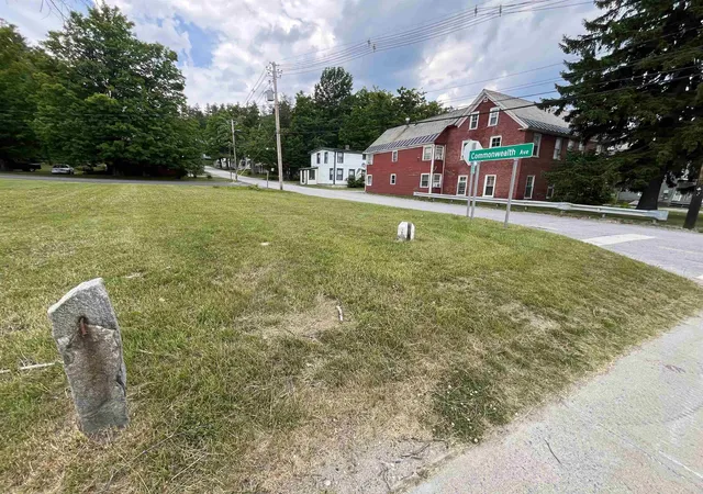 Homes for sale in Ludlow, VT | 83 Main St, Ludlow, VT 05149 | MLS# 5001353
