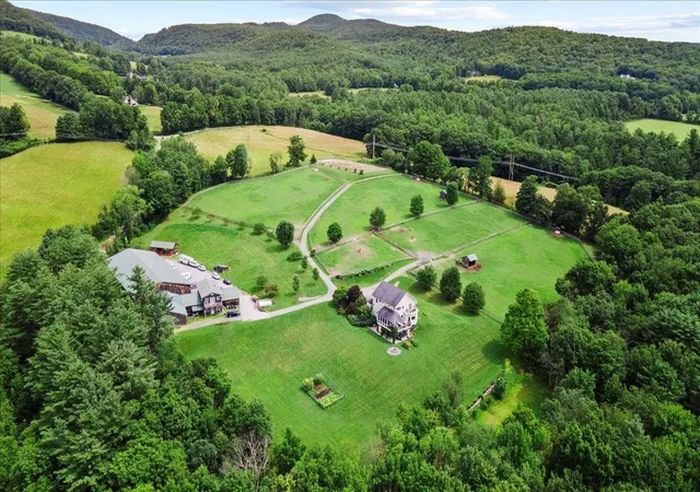 Homes for sale in Pownal, VT | 1228 Skiparee Rd, Pownal, VT 05260 | MLS# 5008279