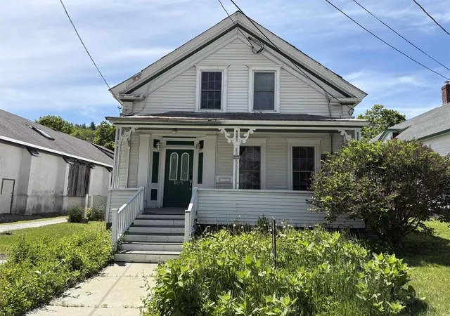 Homes for sale in Ludlow, VT | 108 Main St, Ludlow, VT 05149 | MLS# 5017169