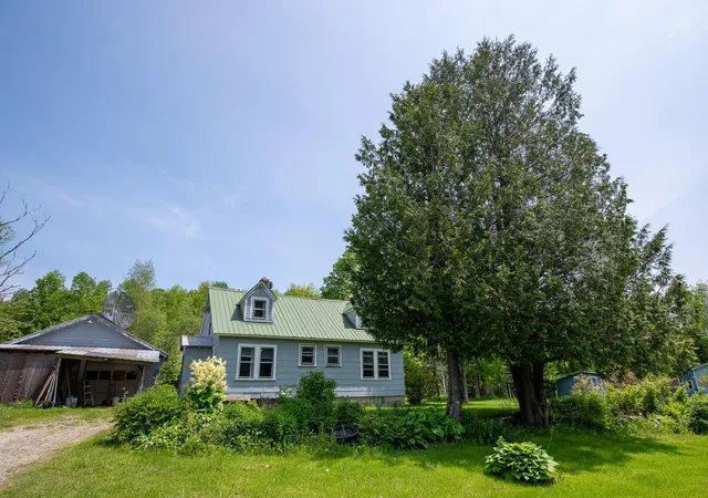 Photo 1 of Single family home for sale at 1614 Burbee Pond Rd, West Townshend, VT 05359 | MLS# 5024743 | Listing updated on 2026-07-31