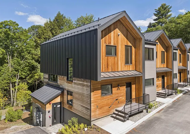 1st image of 2438 Mountain Rd #5, Stowe, VT 05672 | MLS# 5034377