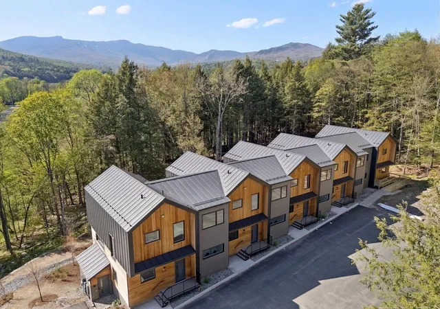 2nd image of 2438 Mountain Rd #5, Stowe, VT 05672 | MLS# 5034377