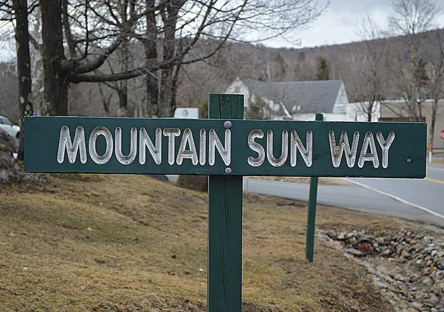 Homes for sale in Waterville Valley, NH | 9 Mountain Sun Way #17B, Waterville Valley, NH 03215 | MLS# 5038162