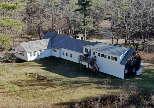 Homes for sale in Cavendish, VT | 35 Stevens Rd, Cavendish, VT 05142 | MLS# 5040092