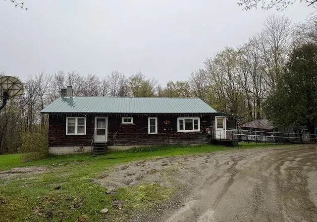Photo 3 of Single family home for sale at 799 Tallman Rd, Elmore, VT 05657 | MLS# 5040540 | Listing updated on 2026-10-01
