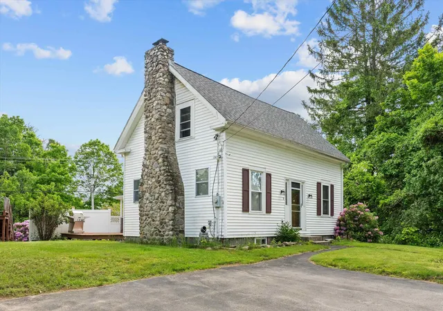 Homes for sale in Windham, NH | 2 Brown Rd, Windham, NH 03087 | MLS# 5047299