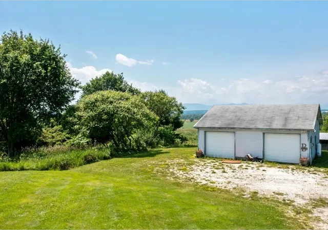 3rd image of 874 Vt Rte 22A, Panton, VT 05491 | MLS# 5051193