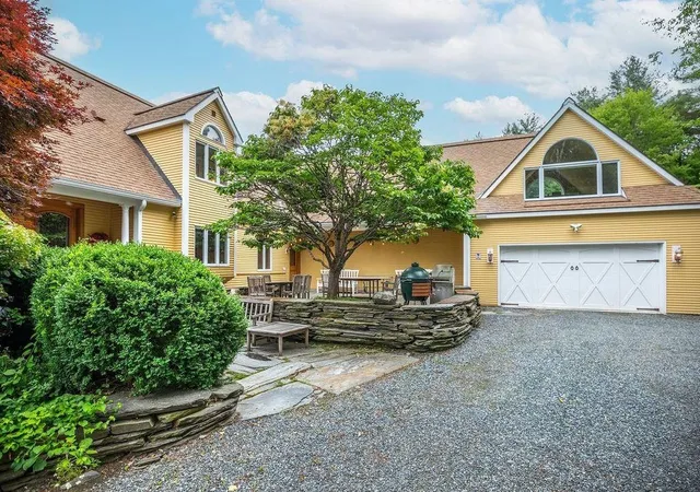 Single family home for sale at 134 Chester Arthur Rd, Quechee, VT 05059 | MLS# 5053412