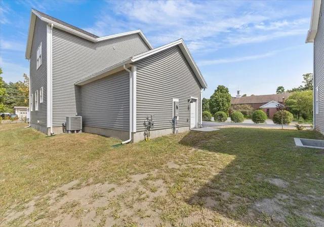 Photo 3 of Condo for sale at 18 Walters Way, Jericho, VT 05465 | MLS# 5054104 | Listing updated on 2026-10-01