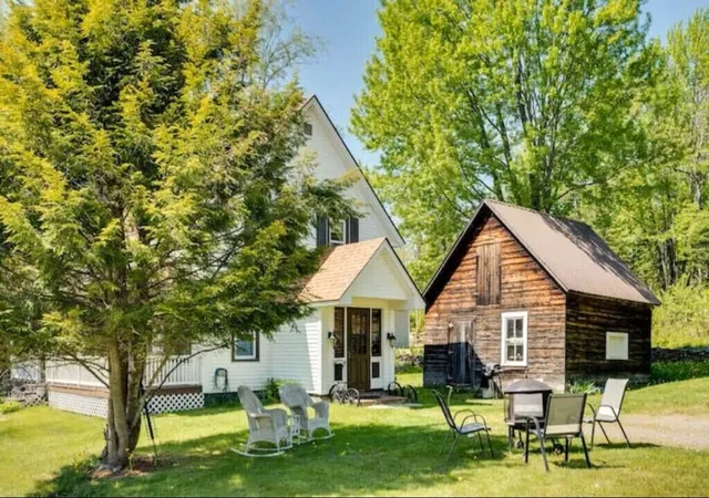 2nd image of 1495 Main St, Pittsburg, NH 03592 | MLS# 5055239