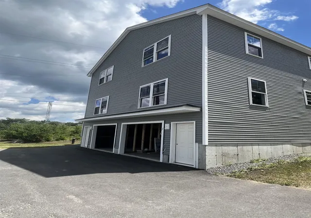 Photo 4 of Townhouse for sale at 7 Cypress Ln #10, Windham, NH 03087 | MLS# 5055471 | Listing updated on 2026-07-30