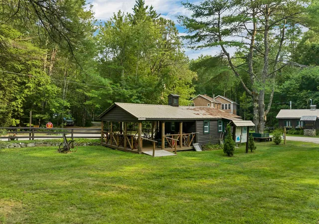 3rd image of 883 Center St, Wolfeboro, NH 03894 | MLS# 5055753