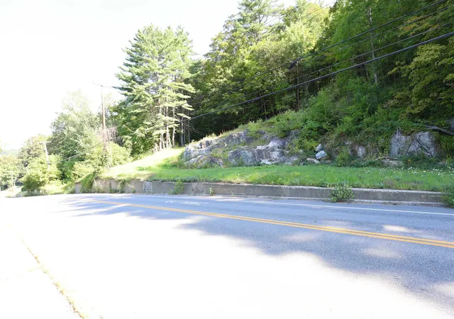 Homes for sale in Hartford, VT | 1015 Maple St, Hartford, VT 05001 | MLS# 5057993