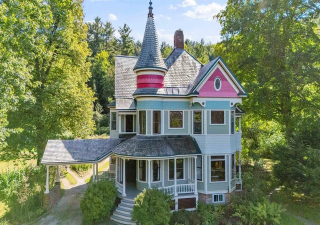 Single family home for sale at 2248 Vt-15, Cambridge, VT 05444 | MLS# 5058644