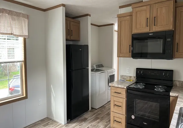 Photo 2 of Manufactured home for sale at 10 Dogwood Ln, Starksboro, VT 05487 | MLS# 5062637 | Listing updated on 2026-07-21