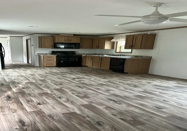 Photo 3 of Manufactured home for sale at 10 Dogwood Ln, Starksboro, VT 05487 | MLS# 5062637 | Listing updated on 2026-07-21