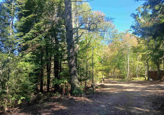 Homes for sale in Lee, NH | 373 Calef Hwy, Lee, NH 03861 | MLS# 5063226