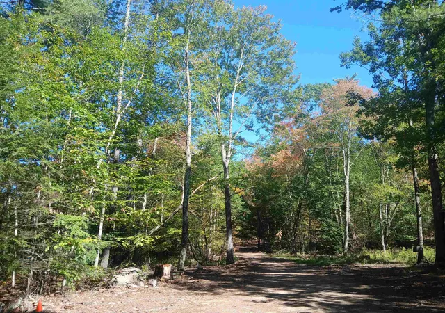 Homes for sale in Lee, NH | 373 Calef Hwy, Lee, NH 03861 | MLS# 5063226