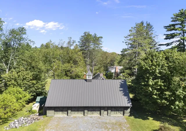 Homes for sale in Manchester, VT | 1182 1184 East Manchester Rd, Manchester, VT 05255 | MLS# 5063499