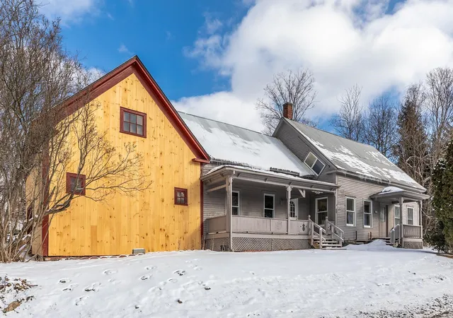 Photo 2 of Single family home for sale at 5798 West Woodstock Rd, Woodstock, VT 05091 | MLS# 5063810 | Listing updated on 2026-09-11