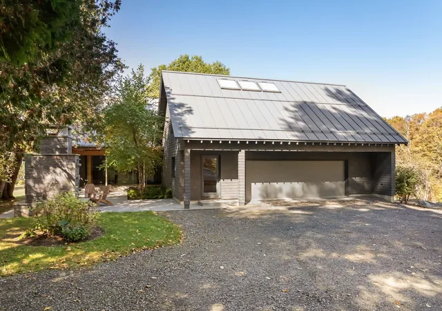 Photo 2 of Single family home for sale at 48 Pike St, Stowe, VT 05672 | MLS# 5063832 | Listing updated on 2026-09-14