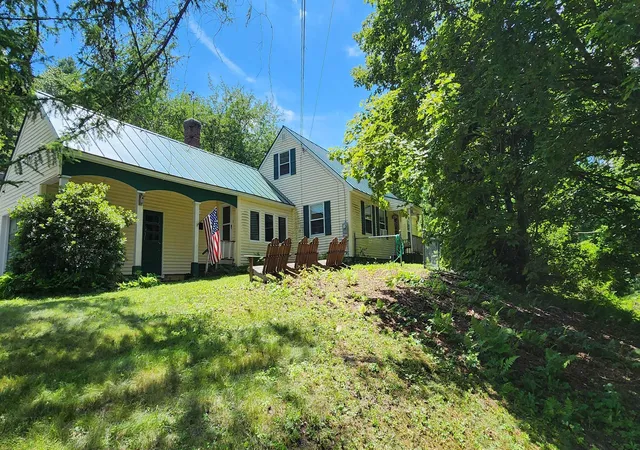 Homes for sale in Claremont, NH | 45 Chase St, Claremont, NH 03743 | MLS# 5064703