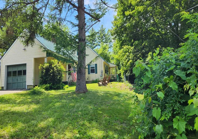 Homes for sale in Claremont, NH | 45 Chase St, Claremont, NH 03743 | MLS# 5064703