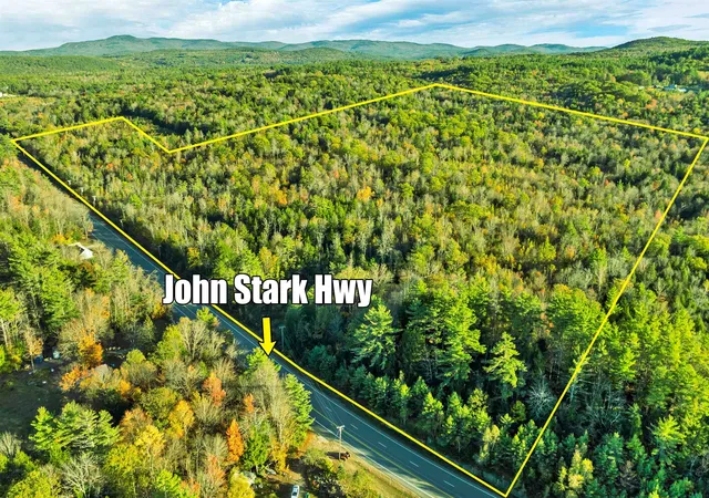 Homes for sale in Newport, NH | 430 John Stark Hwy, Newport, NH 03773 | MLS# 5065434