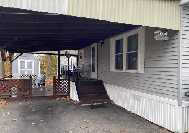 4th image of 9 Paradise St, Gorham, NH 03581 | MLS# 5065956