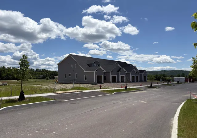 Homes for sale in Williston, VT | 293 Kourebanus Dr #Bldg. 17, Williston, VT 05495 | MLS# 5066024