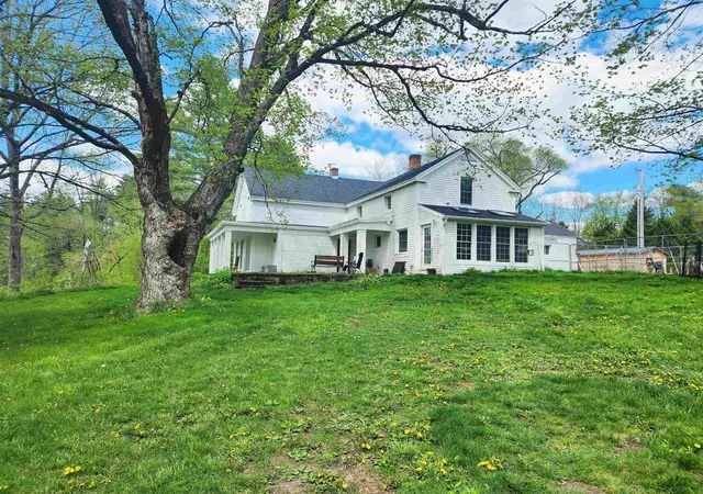 Homes for sale in Shaftsbury, VT | 126 Simeon Dean Rd, Shaftsbury, VT 05262 | MLS# 5067149