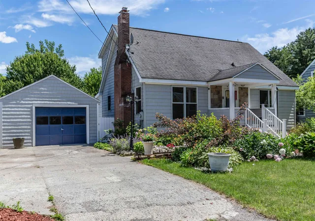 Photo 2 of Single family home for sale at 28 Millham Ct, South Burlington, VT 05403 | MLS# 5067868 | Listing updated on 2026-06-26