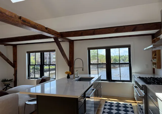 Photo 3 of Condo for sale at 10 String Bridge, Exeter, NH 03833 | MLS# 5068224 | Listing updated on 2026-09-28