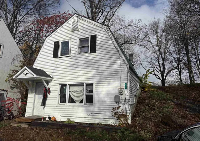 Homes for sale in Springfield, VT | 715-717 Giddings St, Springfield, VT 05150 | MLS# 5068235