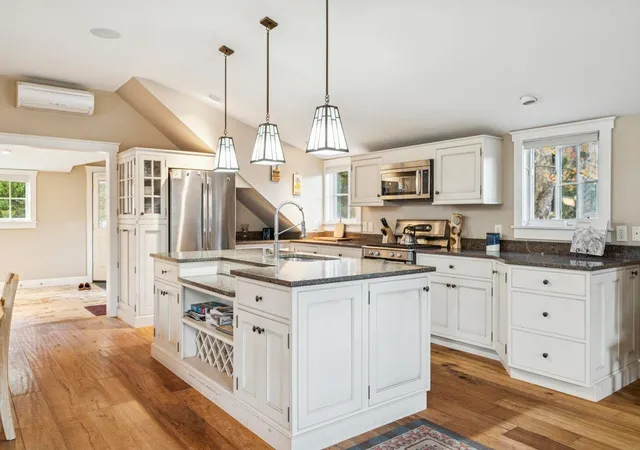 4th image of 299 Mountain Rd, Stowe, VT 05672 | MLS# 5068558