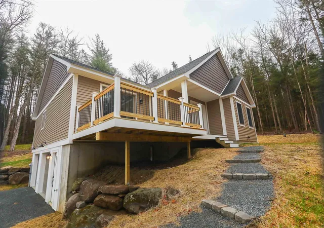 Homes for sale in Wilmington, VT | 555 Vt Route 9, Wilmington, VT 05363 | MLS# 5069461