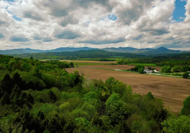 4th image of 167 High Meadow Rd, Stowe, VT 05672 | MLS# 5069628