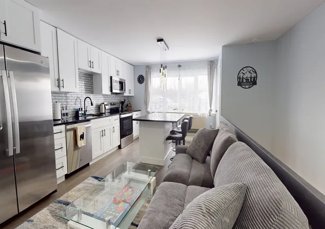 Homes for sale in Lincoln, NH | 78 Main St #3A, Lincoln, NH 03251 | MLS# 5069853