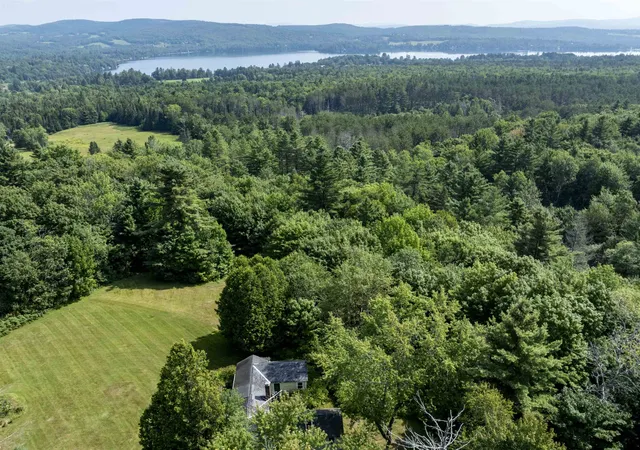 2nd image of 190 Upper Edsall Rd, Greensboro, VT 05841 | MLS# 5069954