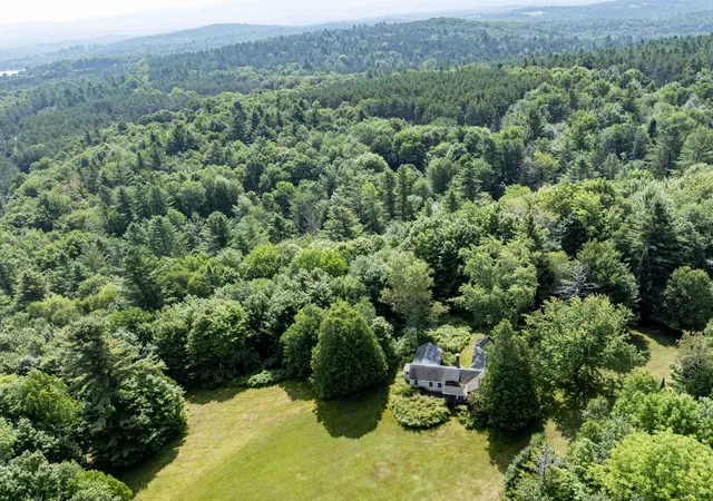 5th image of 190 Upper Edsall Rd, Greensboro, VT 05841 | MLS# 5069954