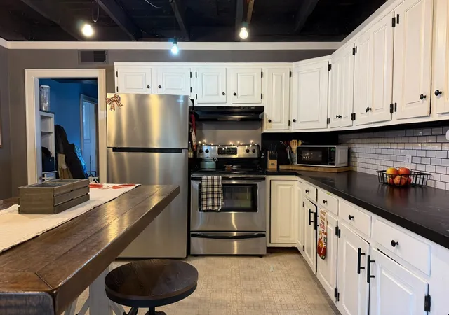1st image of 112 Harrison Ave, Saint Johnsbury, VT 05819 | MLS# 5069983
