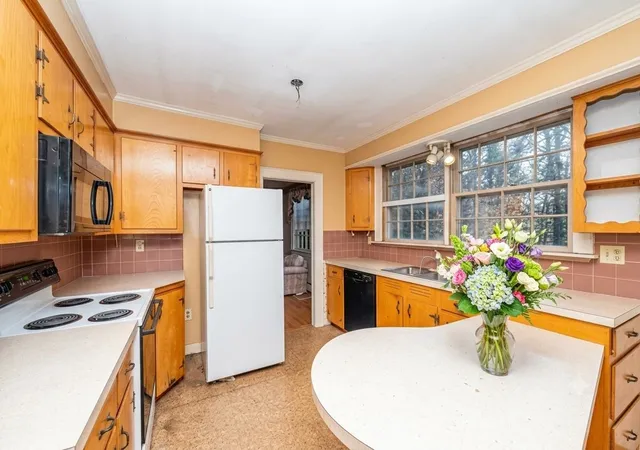 Photo 3 of Single family home for sale at 1 Exeter Rd, Kingston, NH 03848 | MLS# 5070943 | Listing updated on 2026-08-24