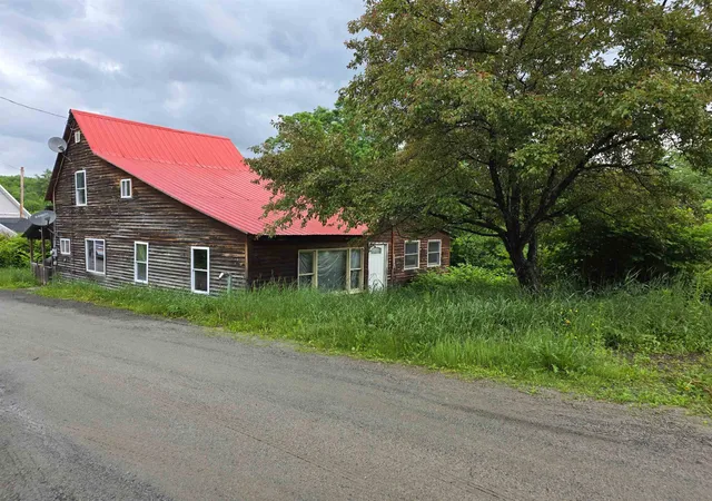 1st image of 25 Maillet Rd, Lunenburg, VT 05906 | MLS# 5071199