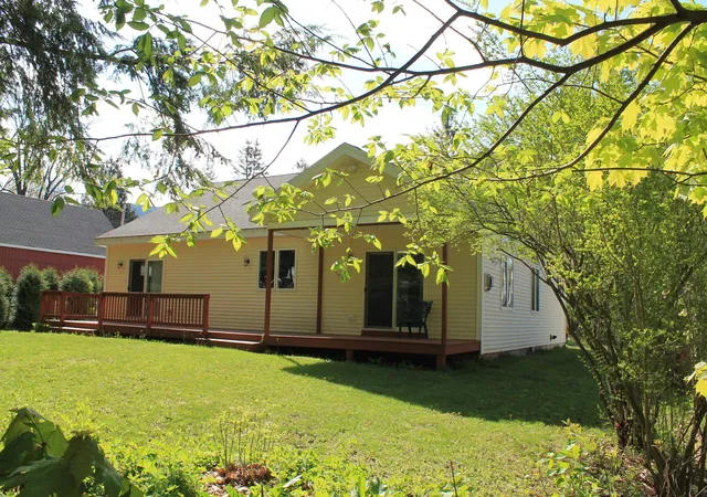 Photo 4 of Single family home for sale at 158 Pollard Rd, Lincoln, NH 03251 | MLS# 5071394 | Listing updated on 2026-09-09