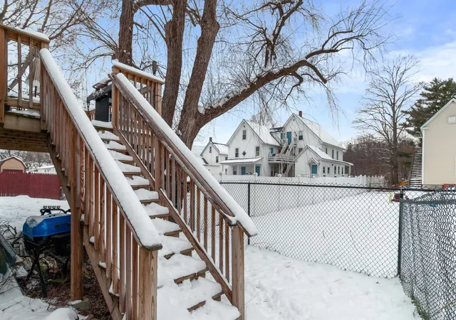 33rd image of 32 Mechanic St, Farmington, NH 03835 | MLS# 5071428