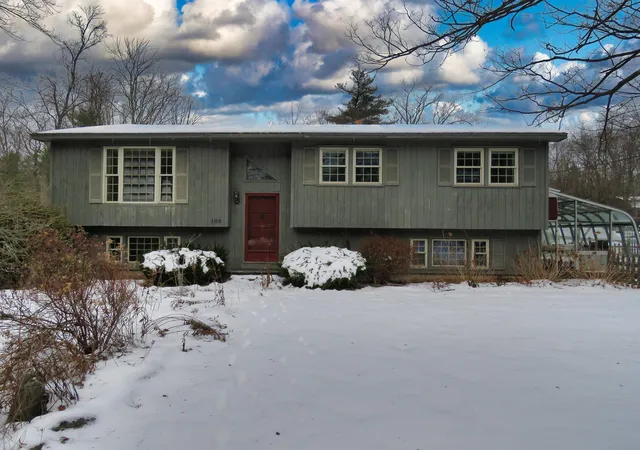Homes for sale in Derry, NH | 103 Bypass 28 St, Derry, NH 03038 | MLS# 5072099