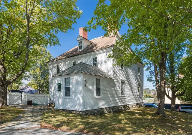 4th image of 144 Washington St, Portsmouth, NH 03801 | MLS# 5072206