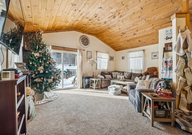 Photo 3 of Single family home for sale at 724 South Windsor St, South Royalton, VT 05068 | MLS# 5072263 | Listing updated on 2026-03-18