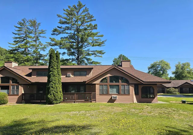 Homes for sale in Woodstock, NH | 4 Jack O'lantern Dr #31, Woodstock, NH 03262 | MLS# 5072362